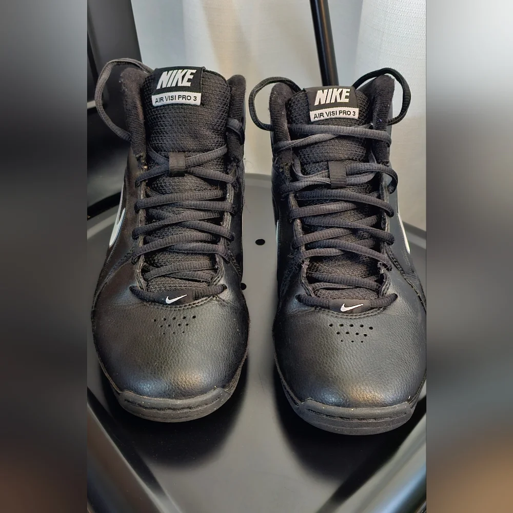 Nike Air Visi Pro 3 Women's size 7.5 - Picture 2 of 2
